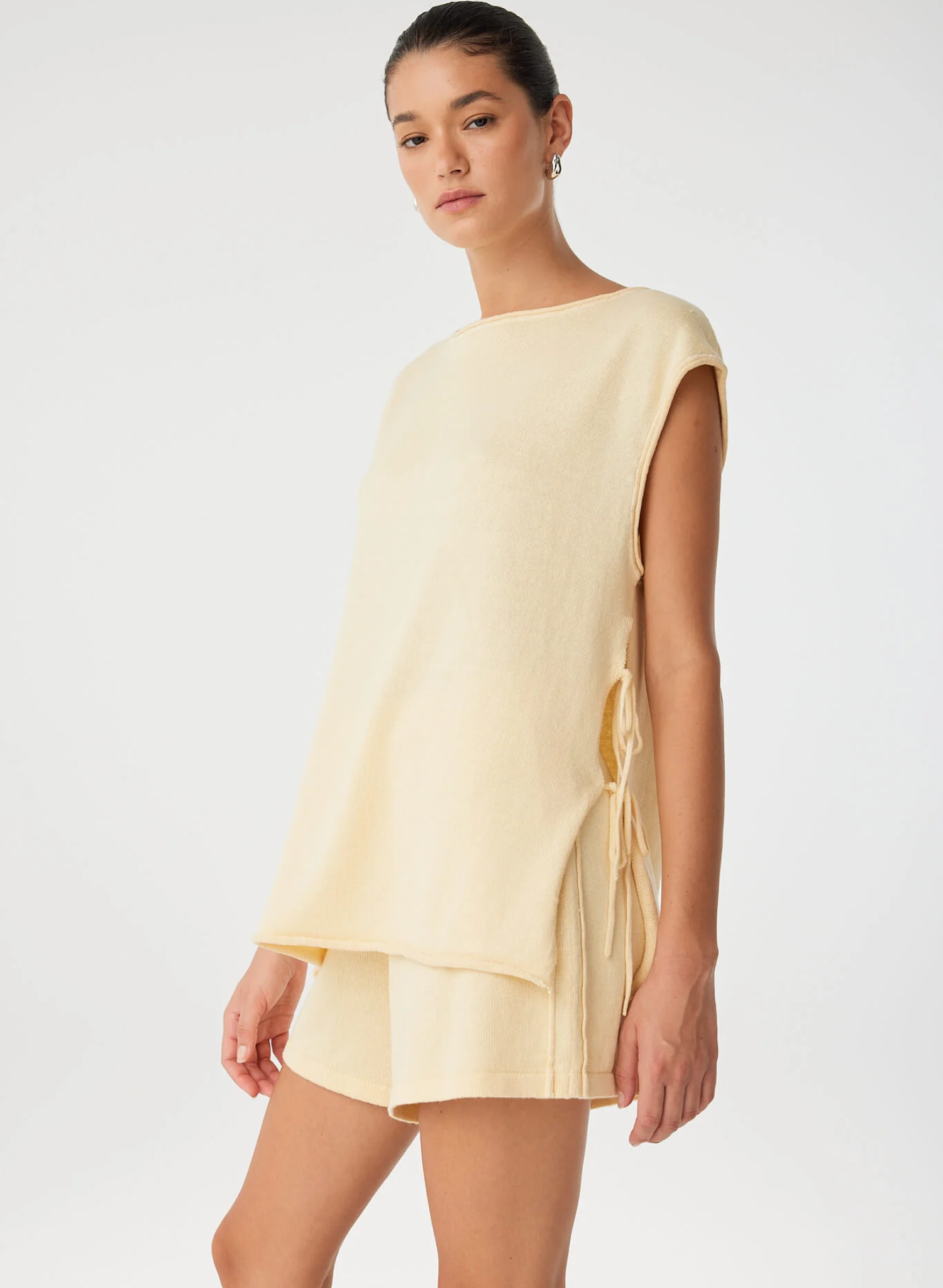 Poppy Short - Butter