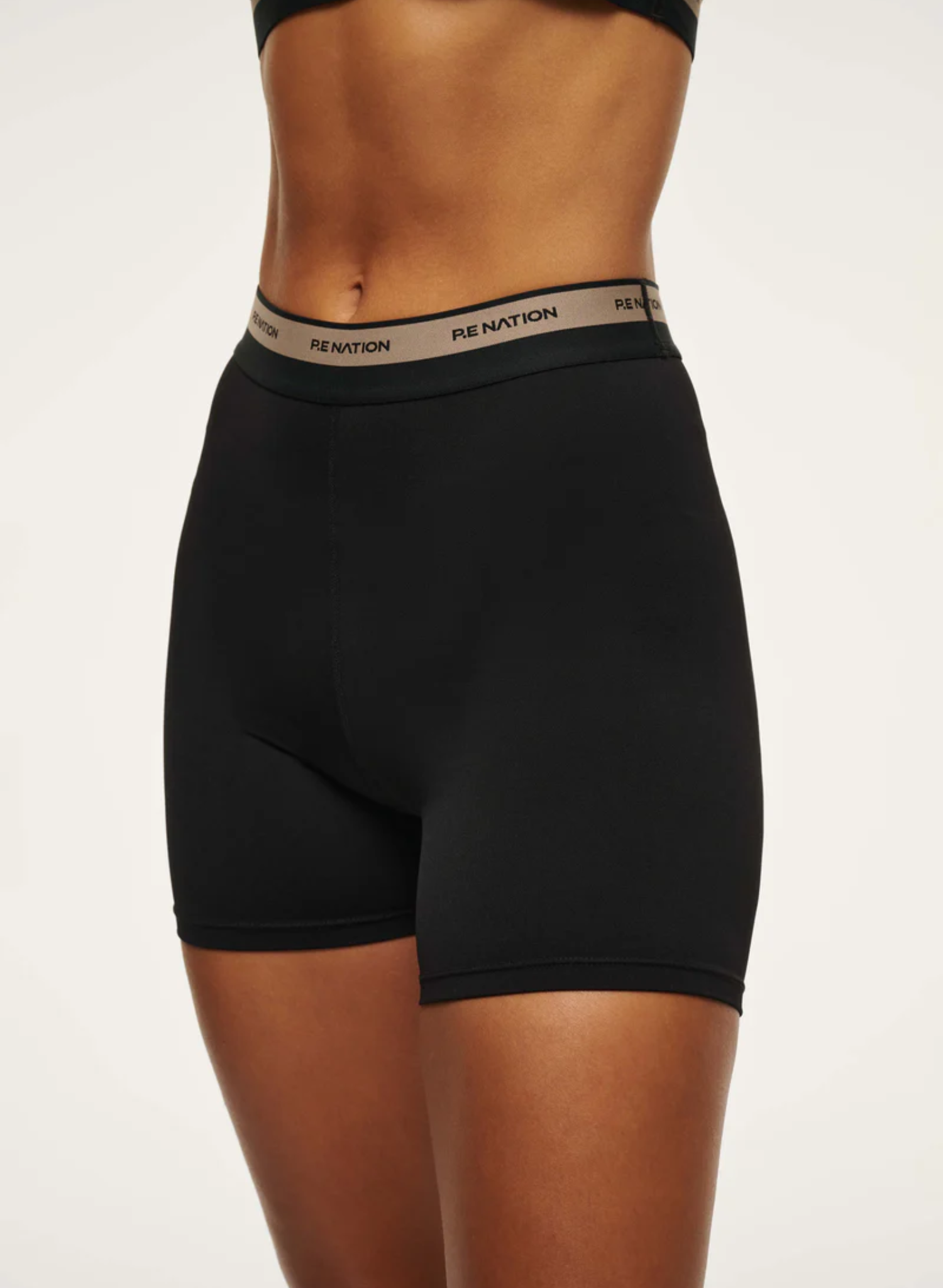 Avant 5” Bike Short in Black