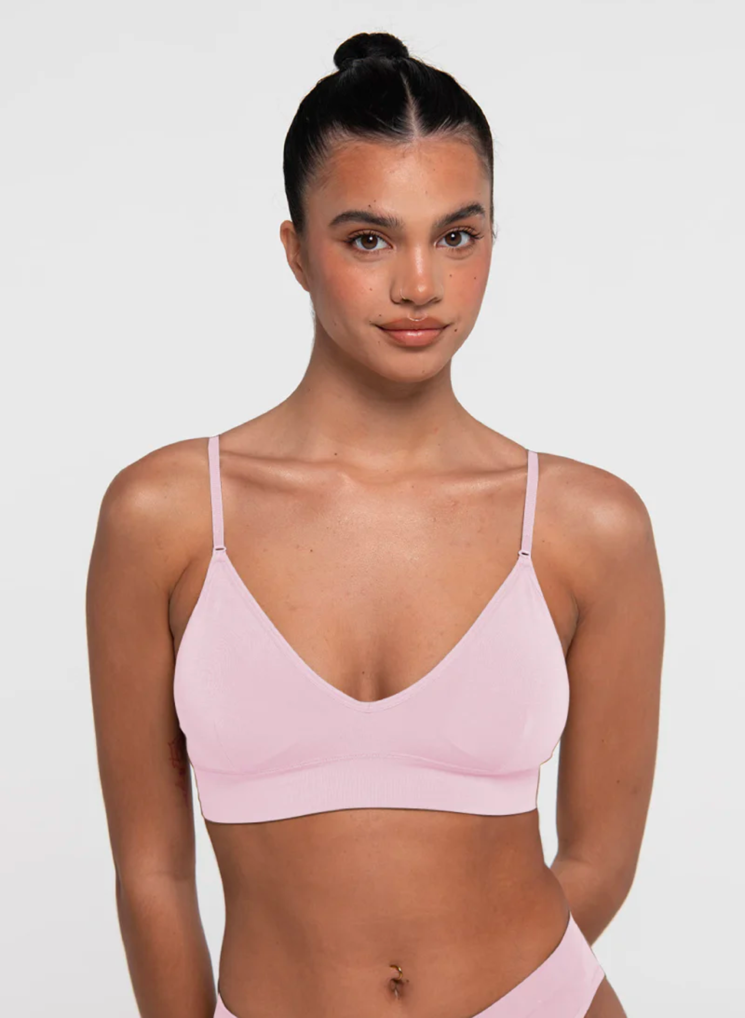 NEW TONES Callie Crop