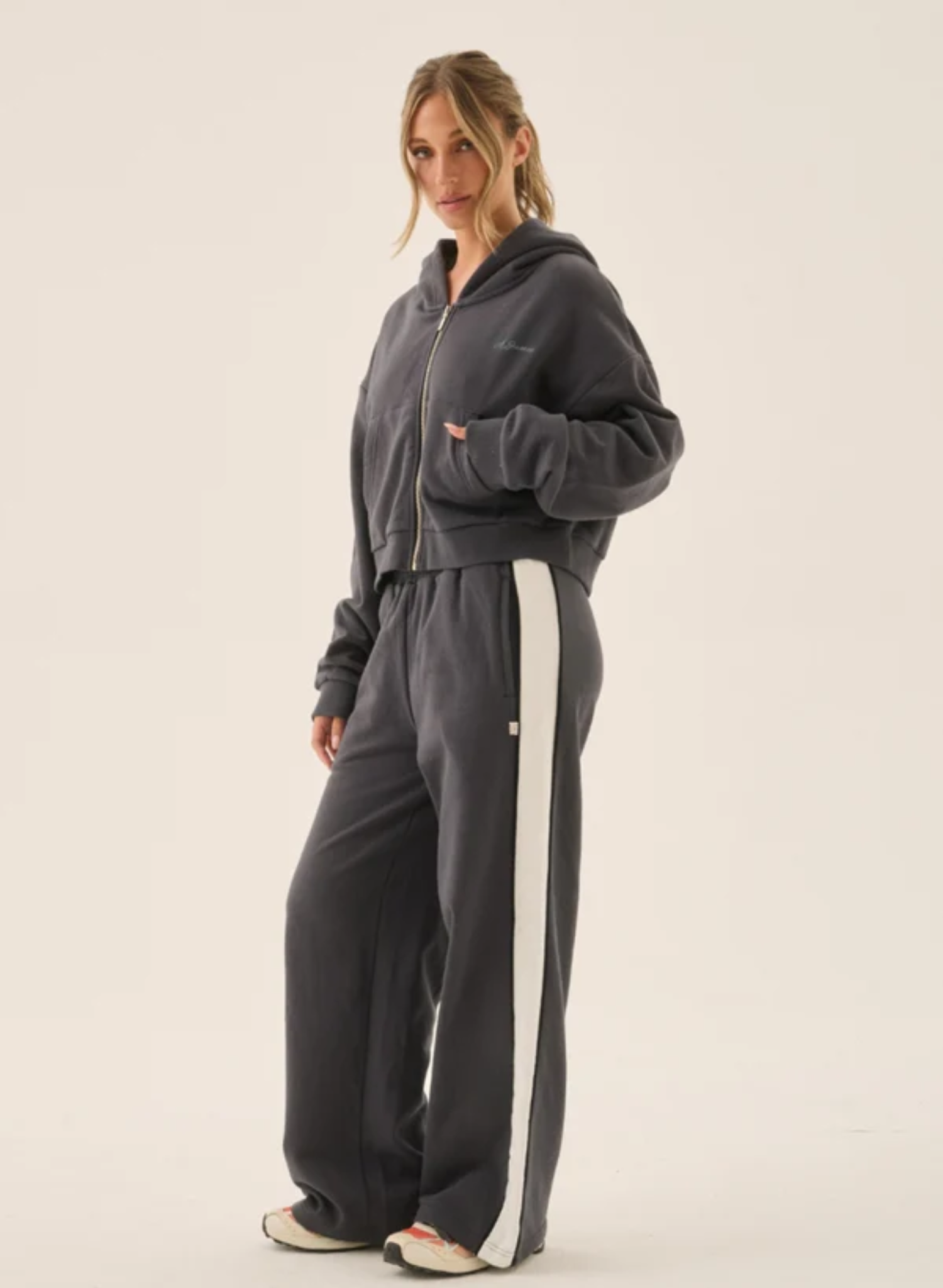 Zip Hoodie Washed Black