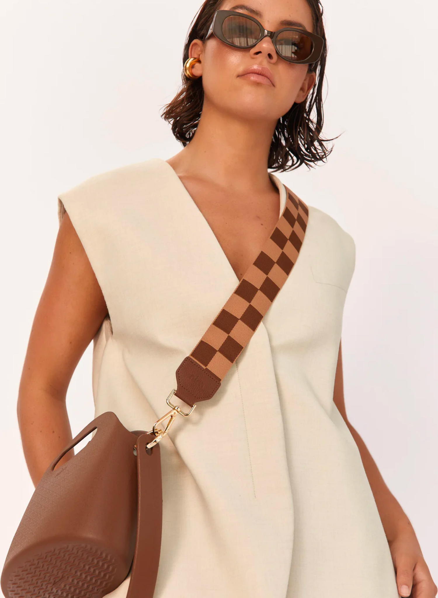 Should strap - Cocoa Check