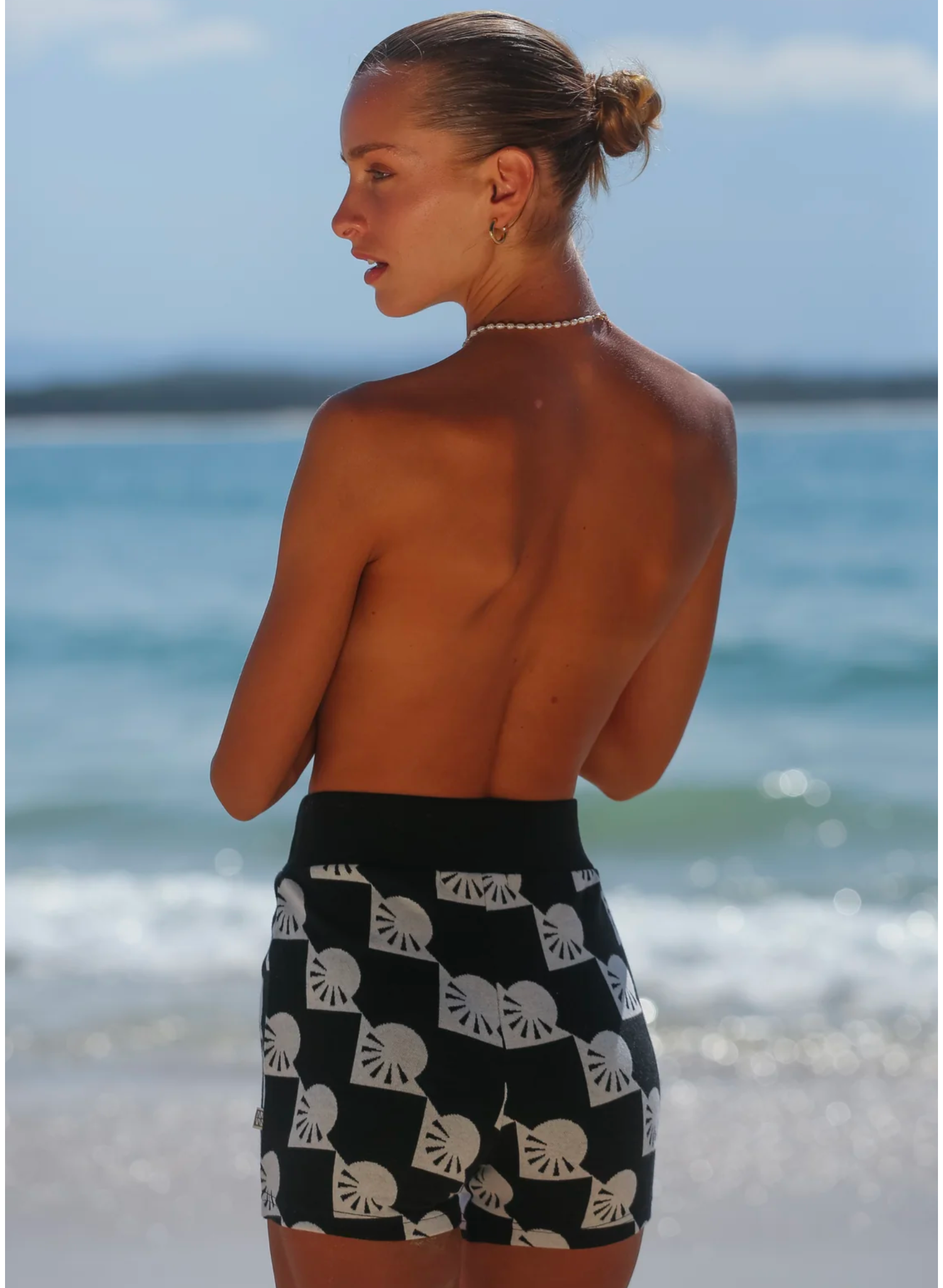 Golden Sun Short in Noir