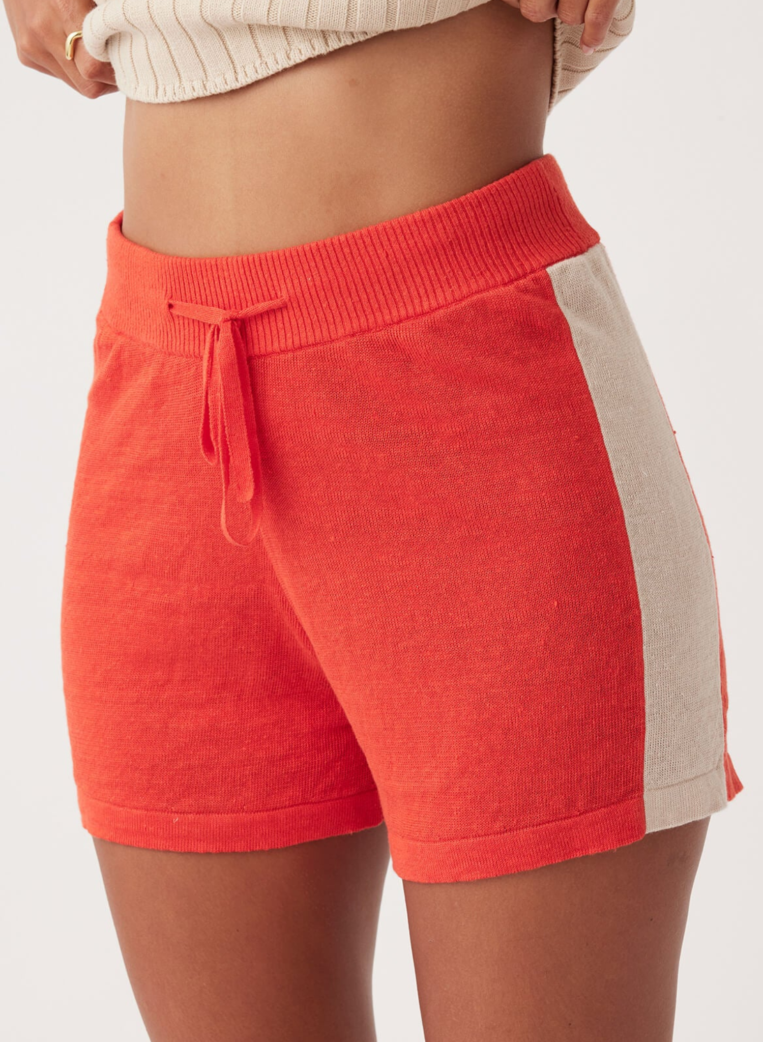 Larri Short In Hibiscus & Sand