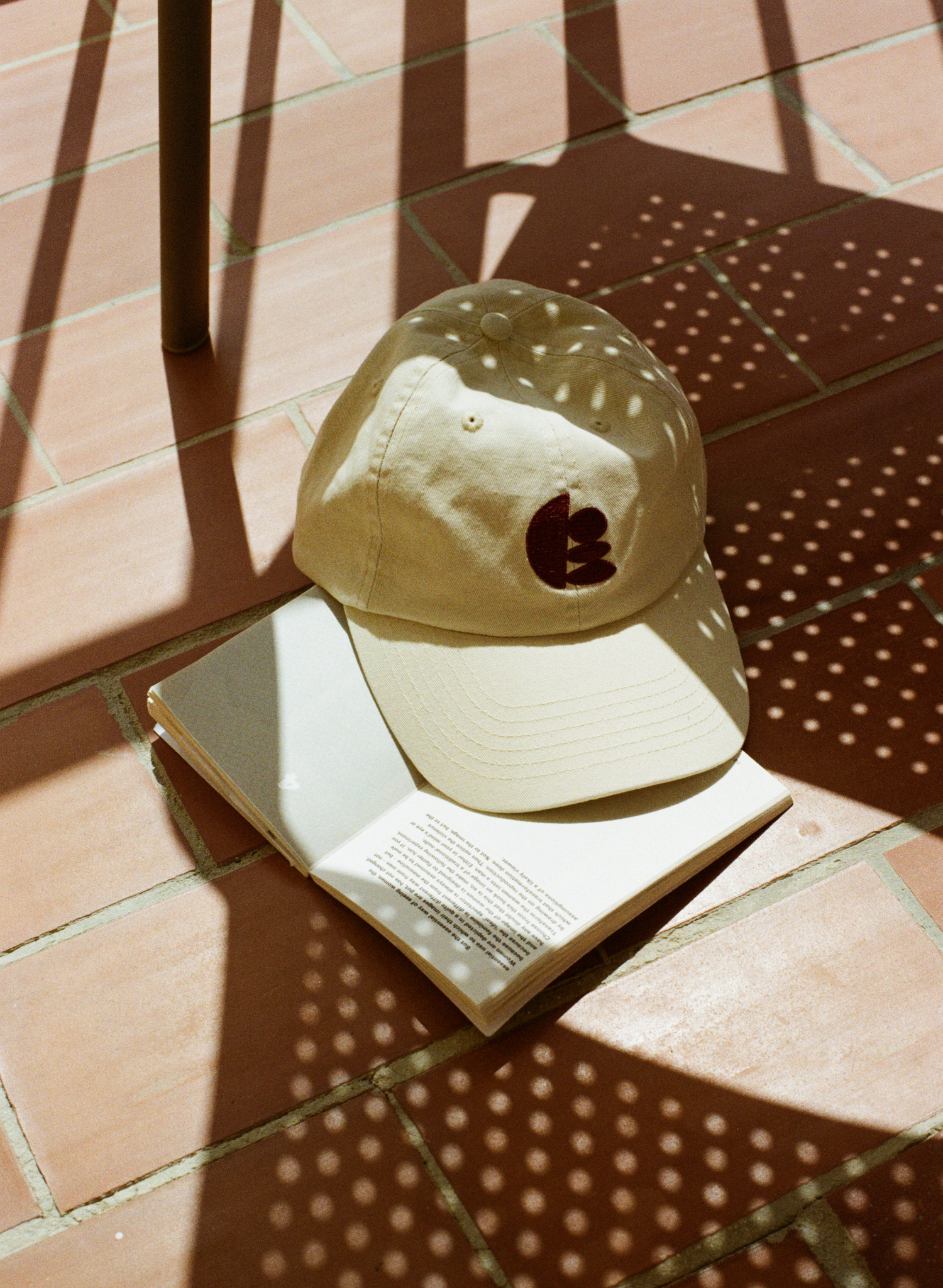 Balance Cap - Biscuit