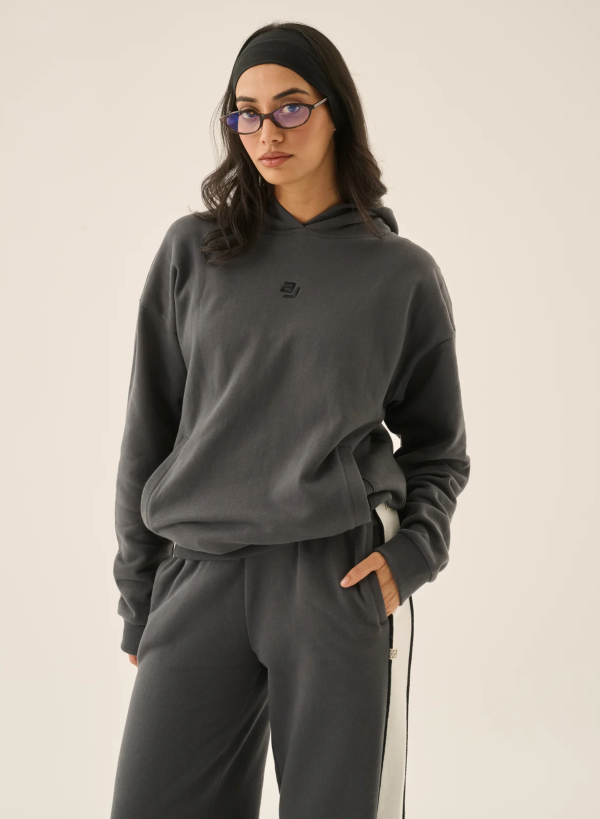 AJ Hoodie Washed Black