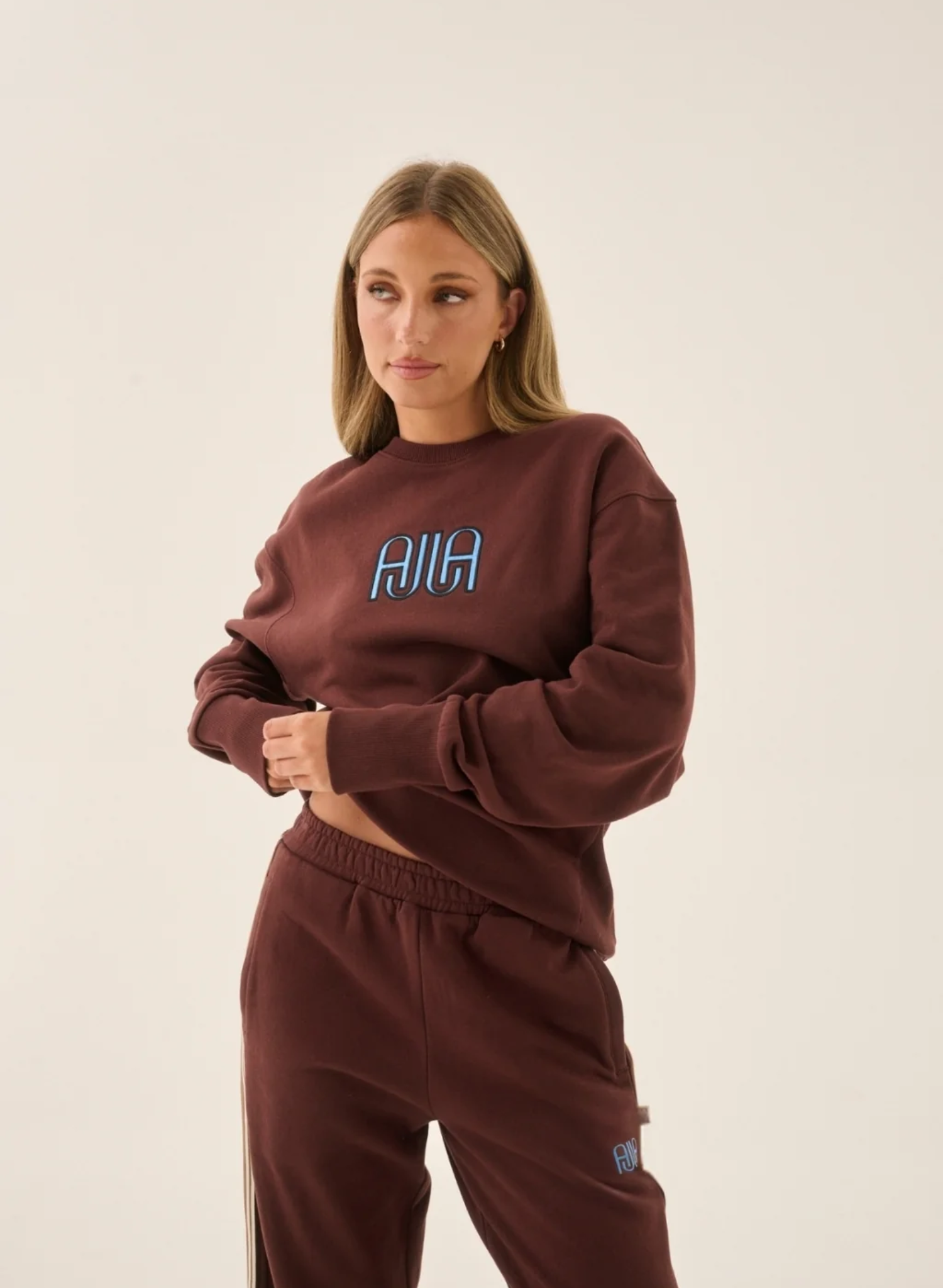 AJJA Sweatshirt Espresso