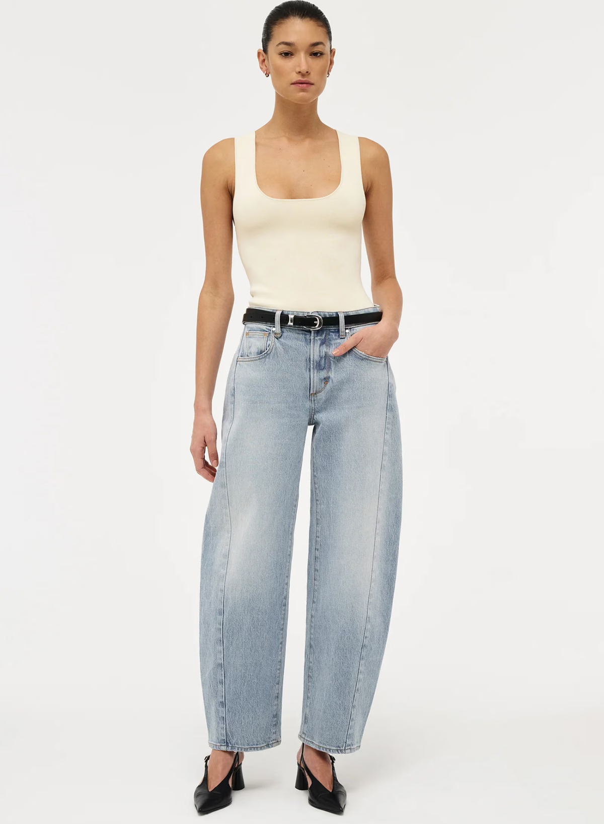 Amber Barrel Jeans - Vogue