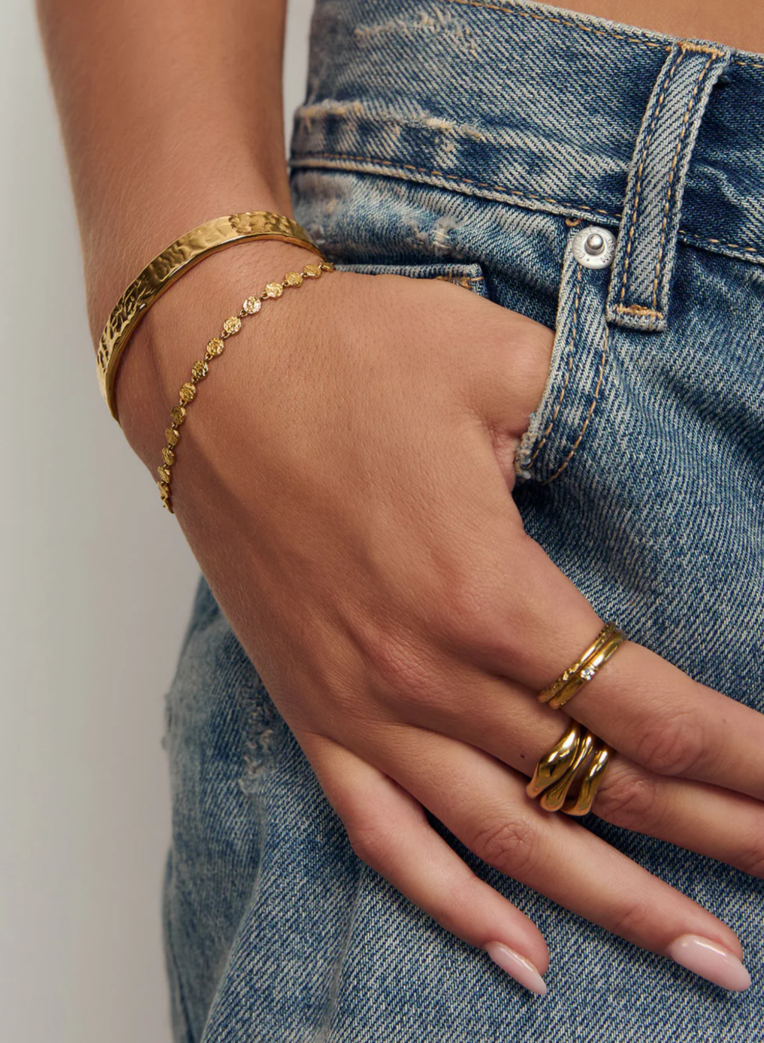 Atlas Gold Bracelet