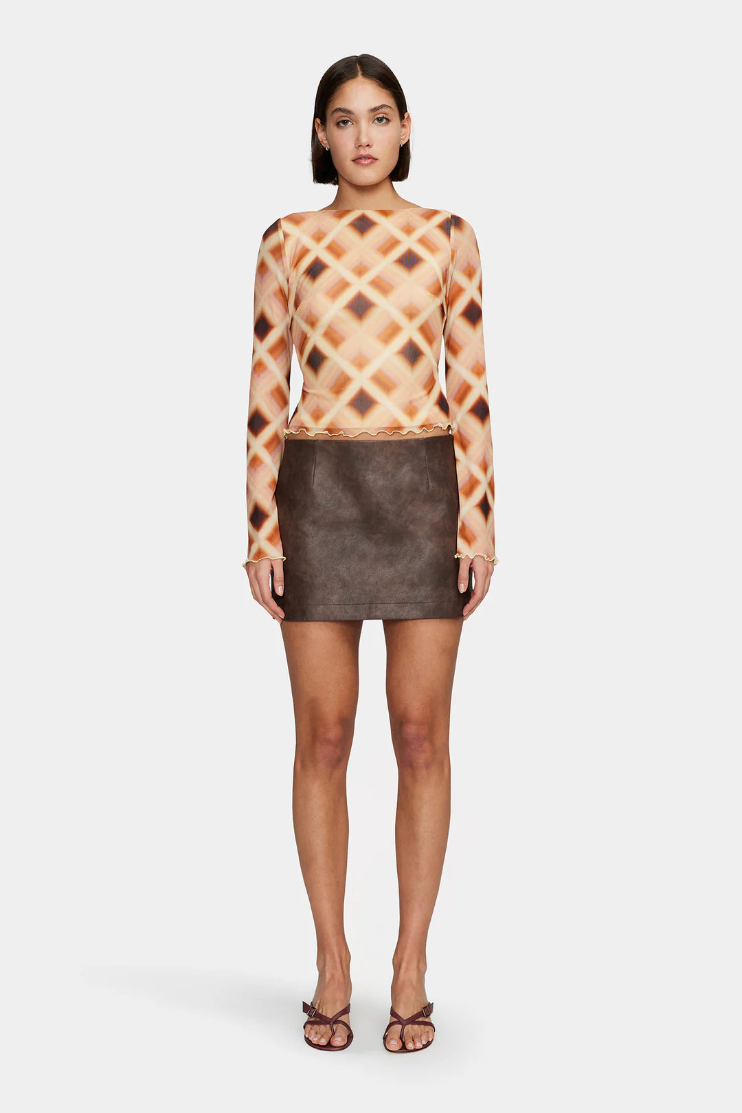 Daphne Top Caramel Check