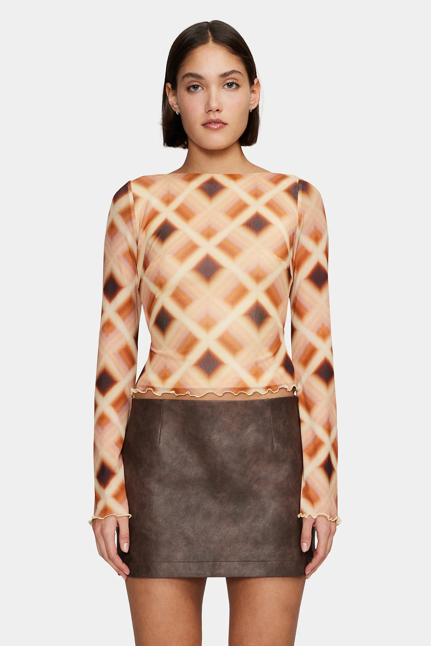 Daphne Top Caramel Check