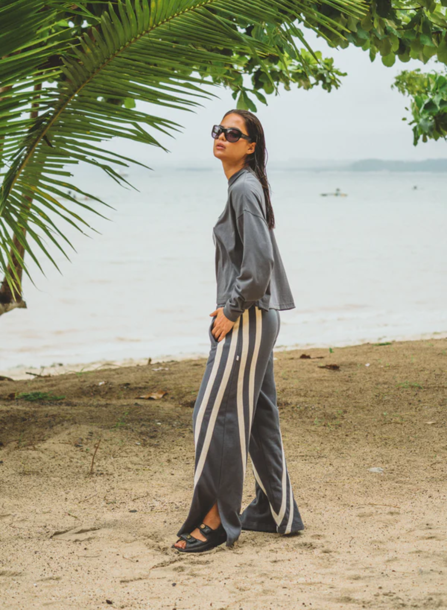 Races Trackpant in Washed Black