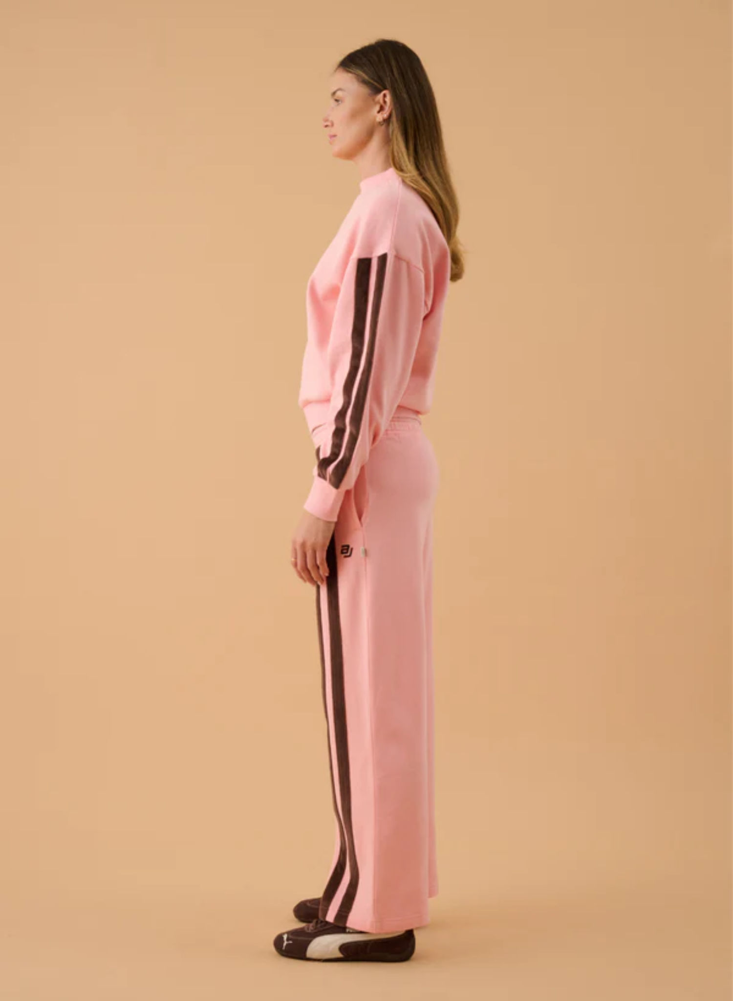 AJ Logo Sweatshirt in Rose Quartz