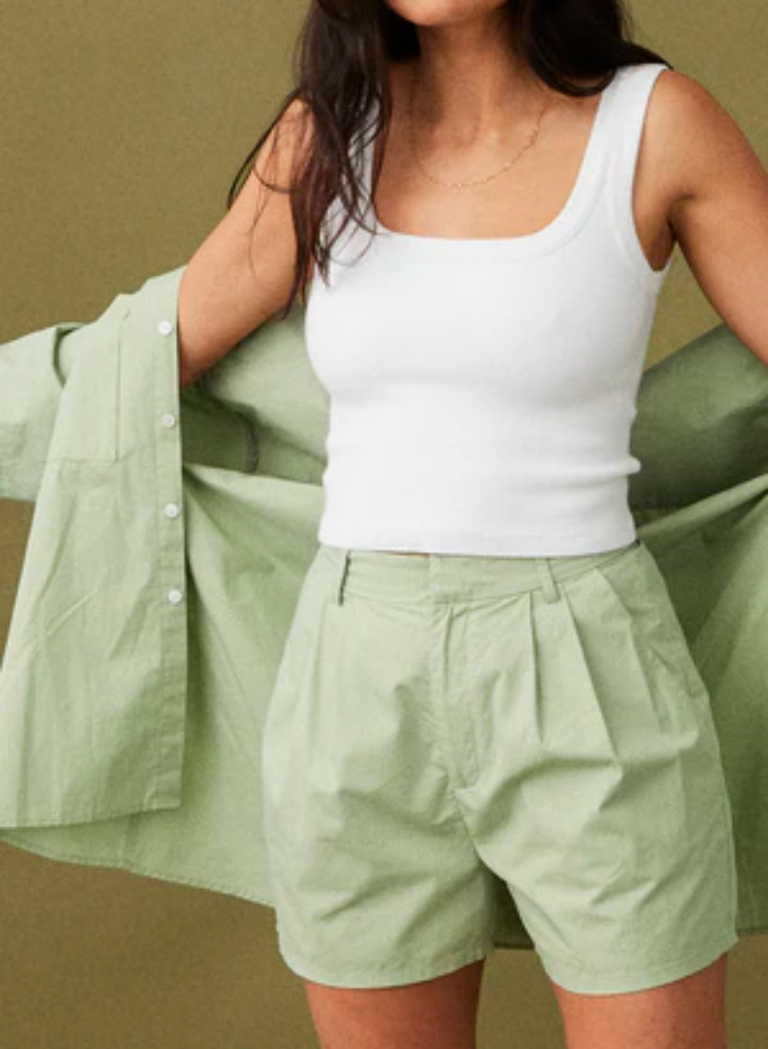 Dylan Short in Sage. Hook and Eye front closure with zip Side Pockets Relaxed leg Tailored fit Premium Poplin Fabric Ethically produced Free of harmful chemicals: OEKO-TEX Standard 100 100%  GOTS Certified Organic Cotton