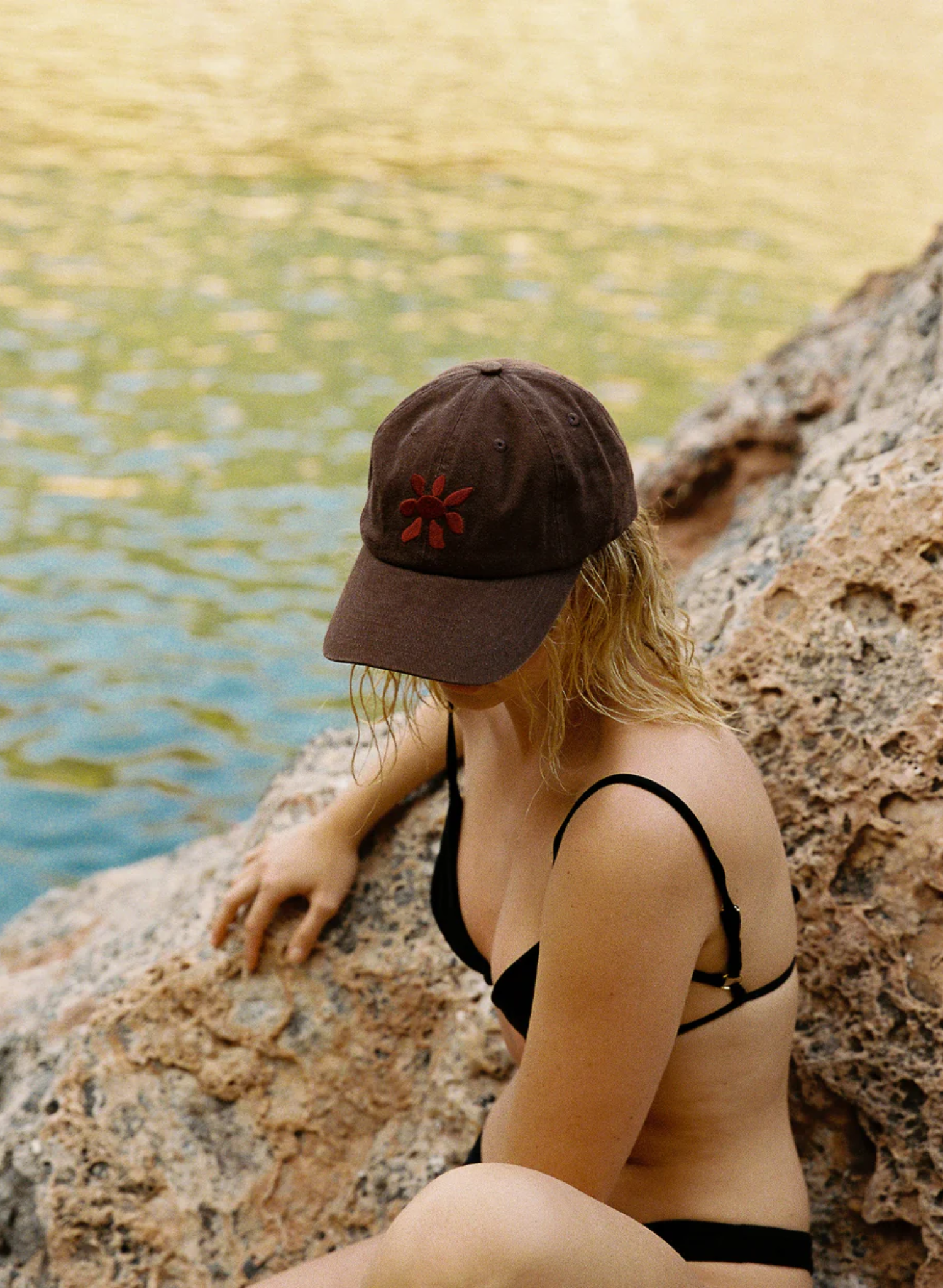 Calvi Cap - Dark brown