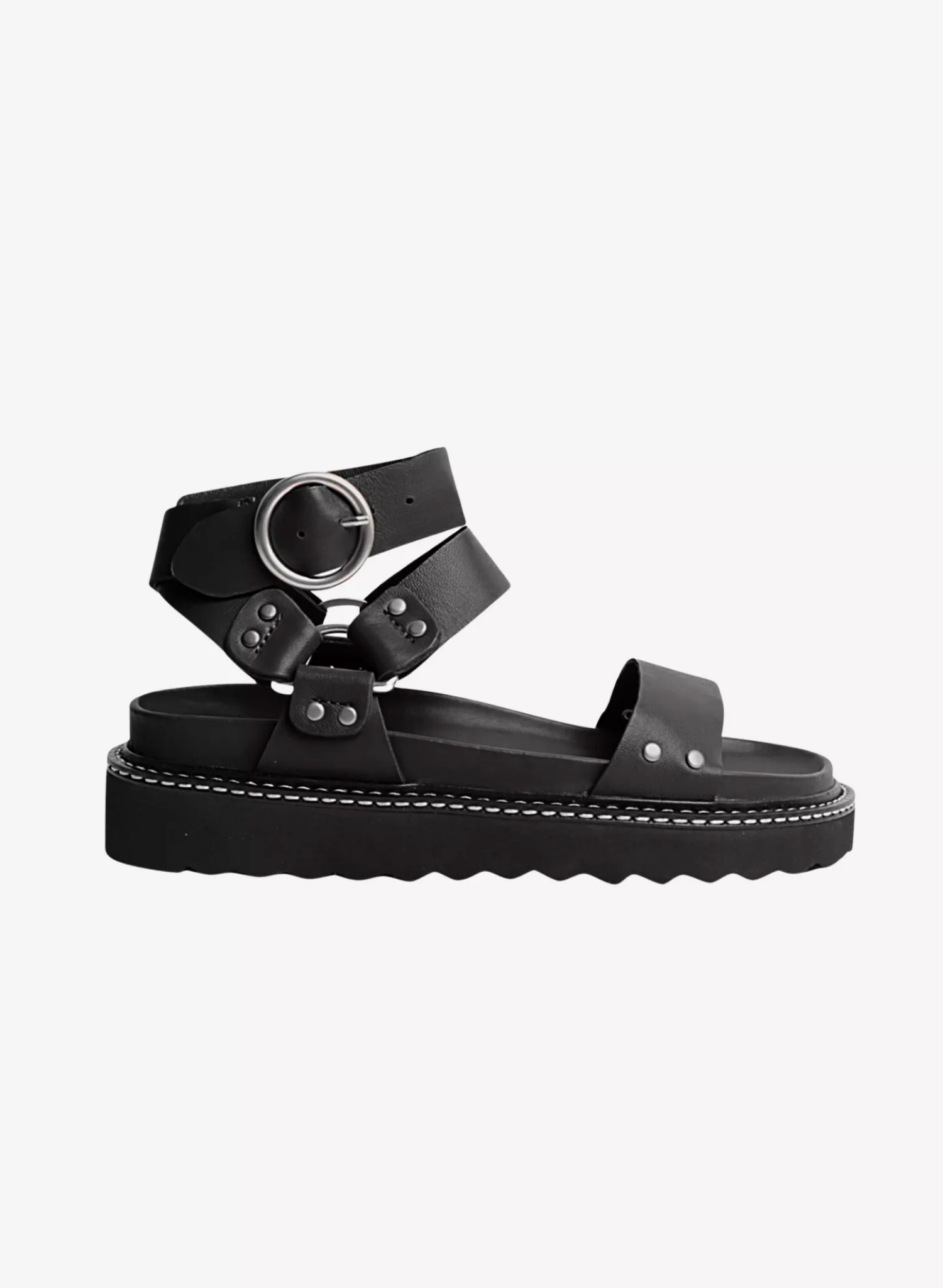 Chucky rubber sole Ankle wrap strap Adjustable buckle closure Matt Silver coloured hardware Upper/Lining:100% Leather Sole: Rubber