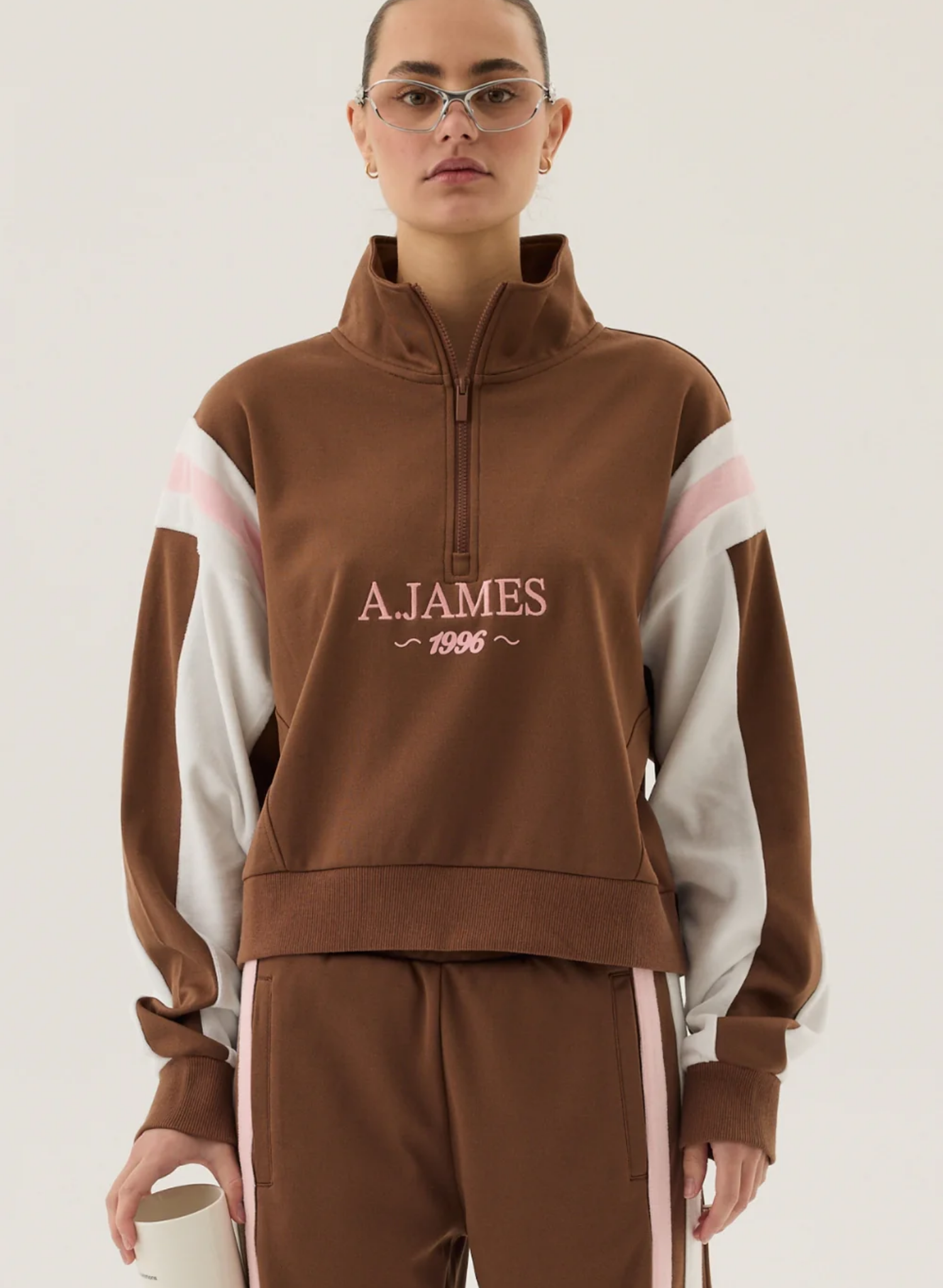 1996 Trackside Sweatshirt in Mocha