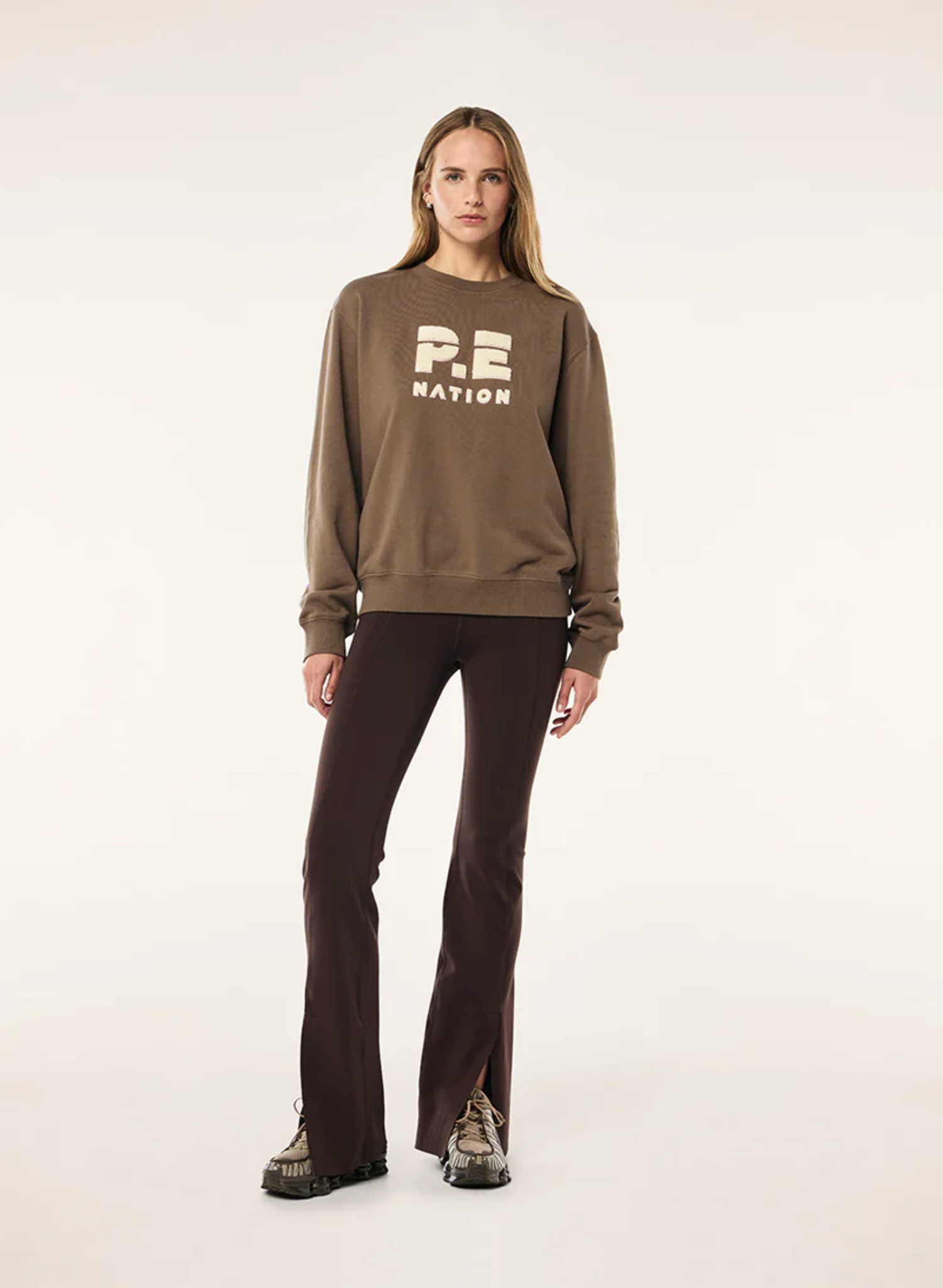 Heads Up Boucle Sweat in Walnut
