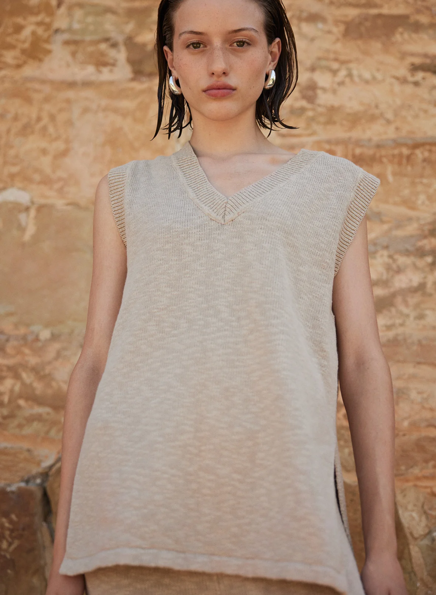 Emma Vest - Taupe