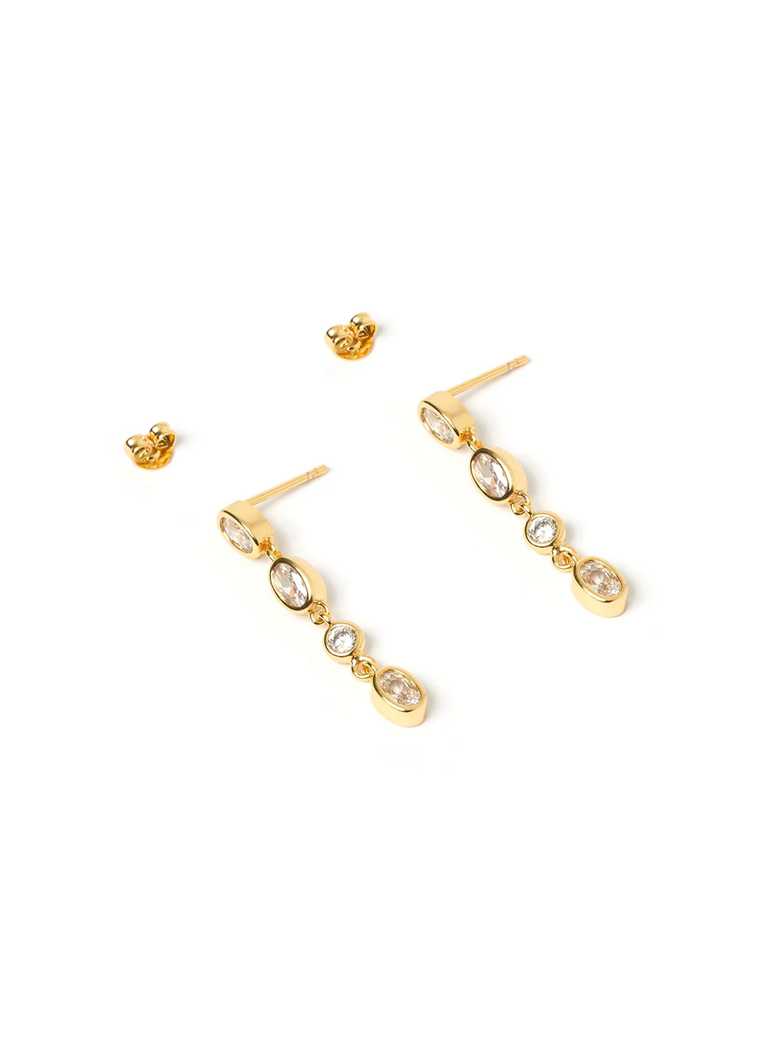 Sparkle and shine with the gorgeous and grand Isadora Earrings. With a beautiful gold and stone drop, this luxe pair of earrings will instantly turn your look into regal glamour!