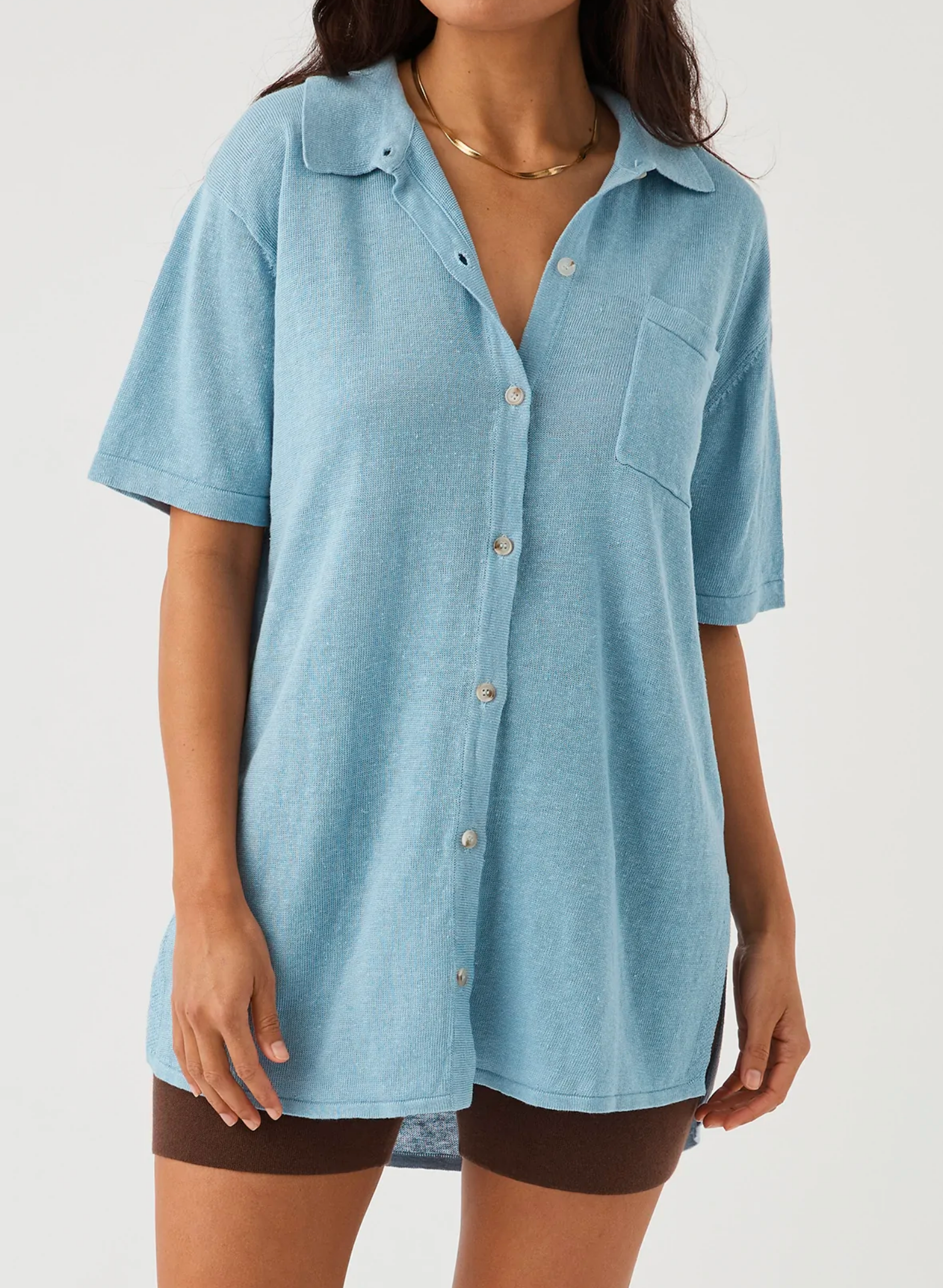 Brie Shirt in Sky Blue. Button Down Front Front Pockets Short Sleeve Oversized Shirt Knitted Organic Linen Ethically produced Free of harmful chemicals: OEKO-TEX Standard 100 This piece is of 100% natural linen, carefully knitted with zero waste. With this is mind, this item appreciates good care so it can be enjoyed for seasons to come.