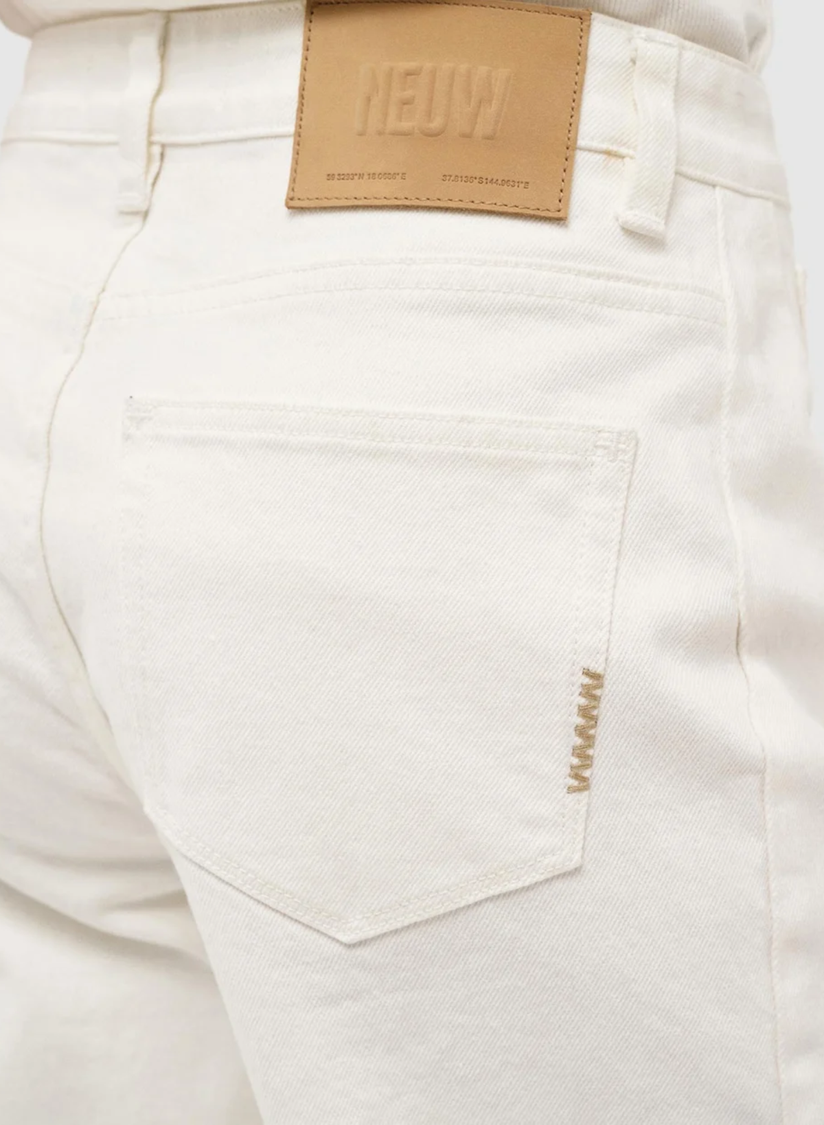 Amber Barrel Jeans - Fresh White