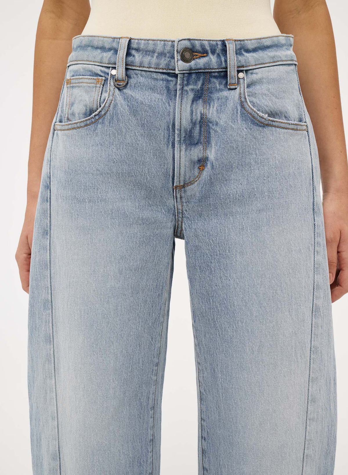 Amber Barrel Jeans - Vogue