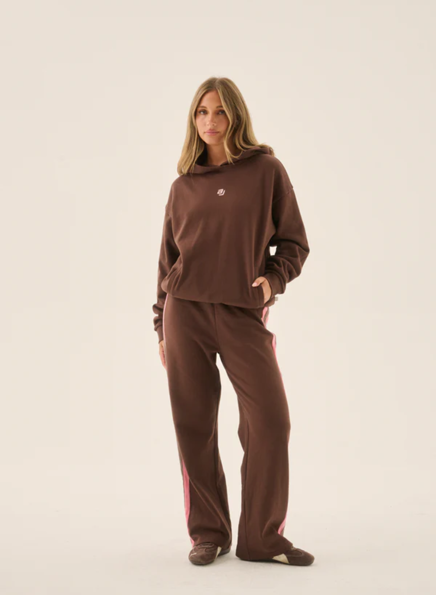 Squad Hoodie Chicory Coffee